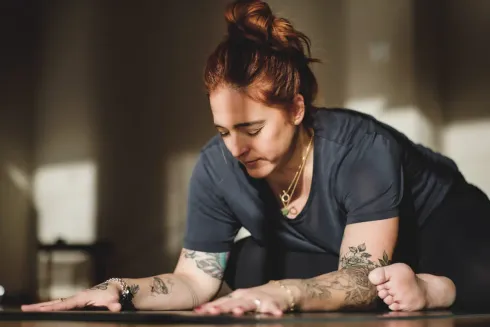 50h Yin in Motion: Embodiment & Somatic Practices in Yin Yoga - 2026 @ The Sanctuary - Maxvorstadt