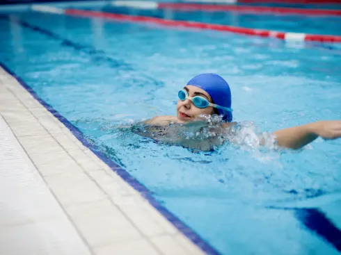 Kurs 01/24 Anfängerschwimmen für Frauen ohne Schwimmerfahrung @ Lehrschwimmbecken, Farmsener Turnverein (FTV)