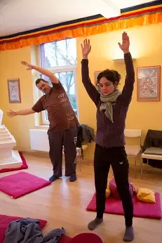 Kum Nye-Yoga Training K 31-22; live und online; Die Entspannung ist der erste Schritt; 1. Modul @ Nyingma Zentrum Köln