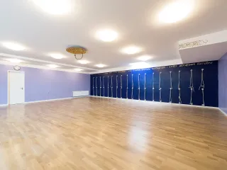 Dieser Anbieter hat keine Bildbeschreibung für dieses Bild hinterlegt