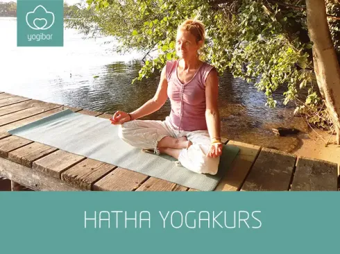 Traditioneller Hatha Yoga Kurs (auch für Anfänger) - krankenkassengefördert @ Yogibar Berlin