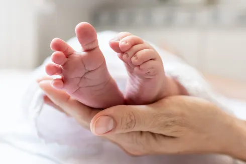 Babymassage & -handling (0-4 Mte.), DO, 12:00-12:45 Uhr, 02.07. bis 30.07. (Ersatztermin: 06.08.) @ Die FamilienBox