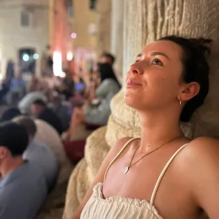 Laura