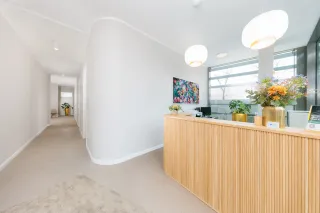Dieser Anbieter hat keine Bildbeschreibung für dieses Bild hinterlegt