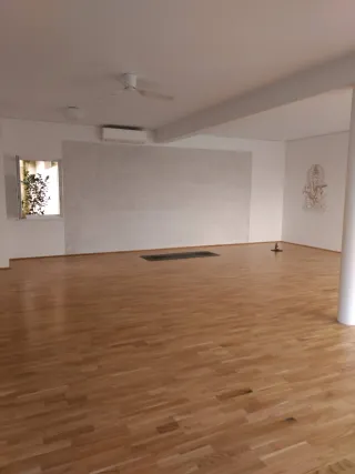 Dieser Anbieter hat keine Bildbeschreibung für dieses Bild hinterlegt