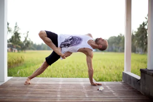 Yoga All Levels  4. Bezirk @ Feelgoodstudio 1040 " Movement / Vritti "