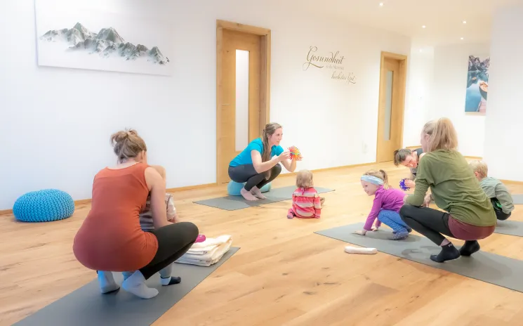 Groß & Klein Yoga 2-4 Jahre in Salzburg, Aigen @ Vera Kadletz Yoga