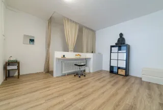 Dieser Anbieter hat keine Bildbeschreibung für dieses Bild hinterlegt