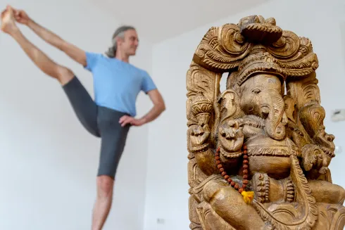 3. Serie Ashtanga (spielerisch) - Online @ Yogazentrum Ganesha