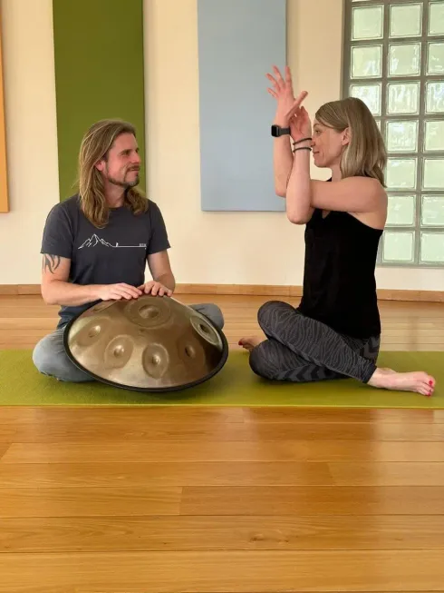 Yin Yoga, Energie und Klang mit Björn & Antje @ VitaList