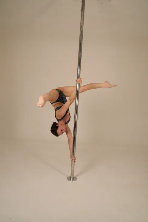 Mixed Poledance Class Online @ VerticalKay PoleDance & AerialArts Studio (Salzburg)
