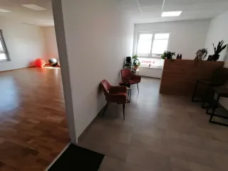 Dieser Anbieter hat keine Bildbeschreibung für dieses Bild hinterlegt