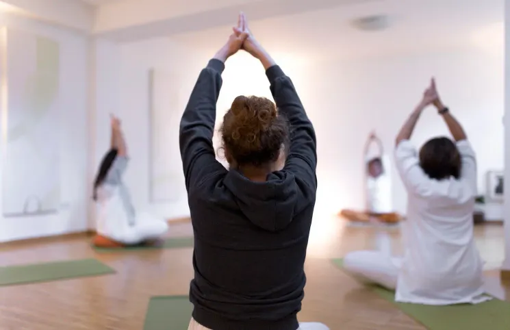 Kundalini Yoga/Meditation Online (English Class) @ shunia Zentrum