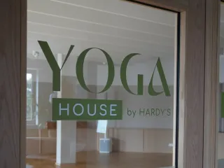 YOGA HOUSE by HARDY's