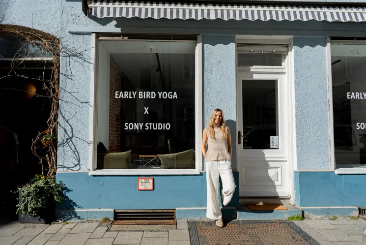 AM Yoga X Studio Café | 80333 München | Online Buchen