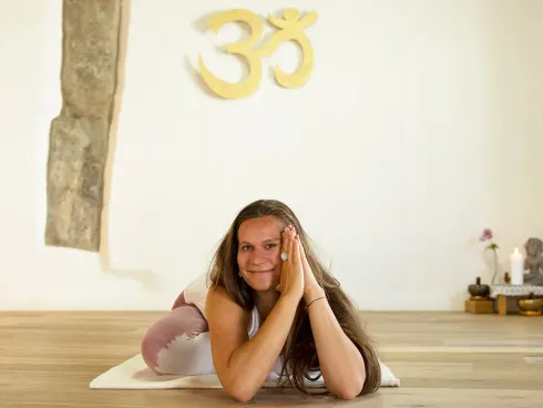 ONLINE | Candle Light Date mit Dir selbst - Yin Yoga mit Katja @ Ananda Yoga Haus - Kempten