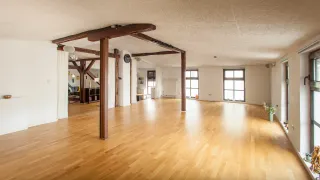 Dieser Anbieter hat keine Bildbeschreibung für dieses Bild hinterlegt