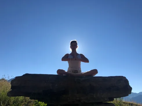 ONLINE Hatha Morgenpraxis @ Zeitlos Yoga