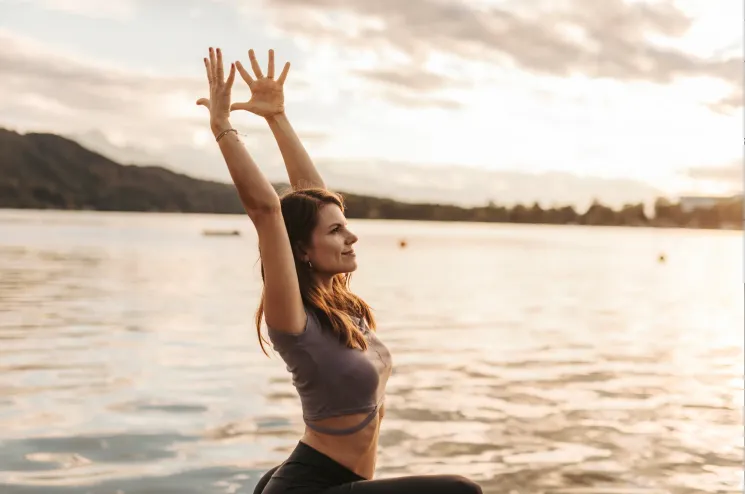 108 Sonnengrüße zur Sommersonnenwende @ Yoga am Seerosensteg