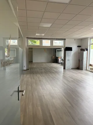 Dieser Anbieter hat keine Bildbeschreibung für dieses Bild hinterlegt