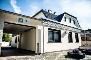 Dieser Anbieter hat keine Bildbeschreibung für dieses Bild hinterlegt