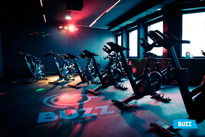 BUZZ FITNESS LOUNGE