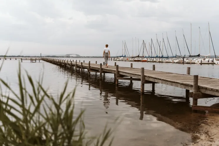 🌅 Aktiviere deine innere Kraftquelle | ONLINE | – geführte Tiefenentspannung mit Uschi @ YogaHome - dein FeelGood-Club