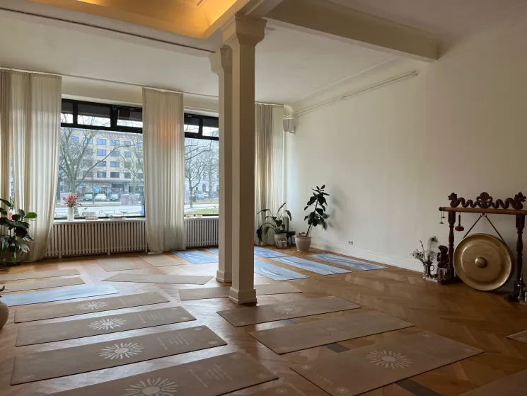 „Space to Be “ - Your Body, Mind & Soul Journey @ SOMA Space