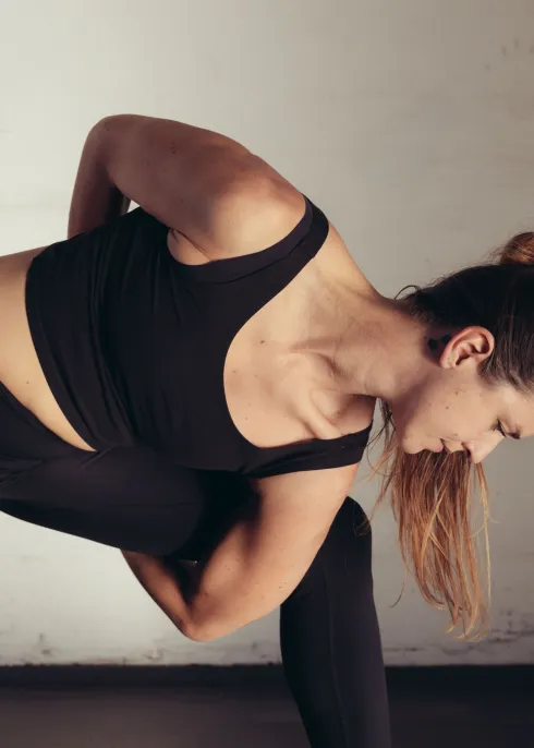 108 SUN SALUTATIONS @ StudioComm by Johanna Haslinger