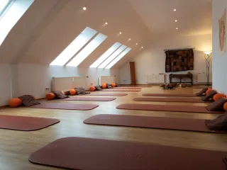 Institut für Angewandten Yoga und Achtsamkeit