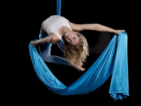 Aerial Silk Advanced @ Aerial Infinity