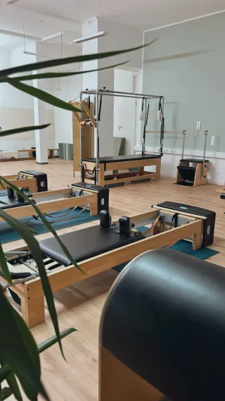 Flow- Pilates & Yoga Studio