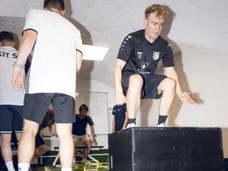Dieser Anbieter hat keine Bildbeschreibung für dieses Bild hinterlegt