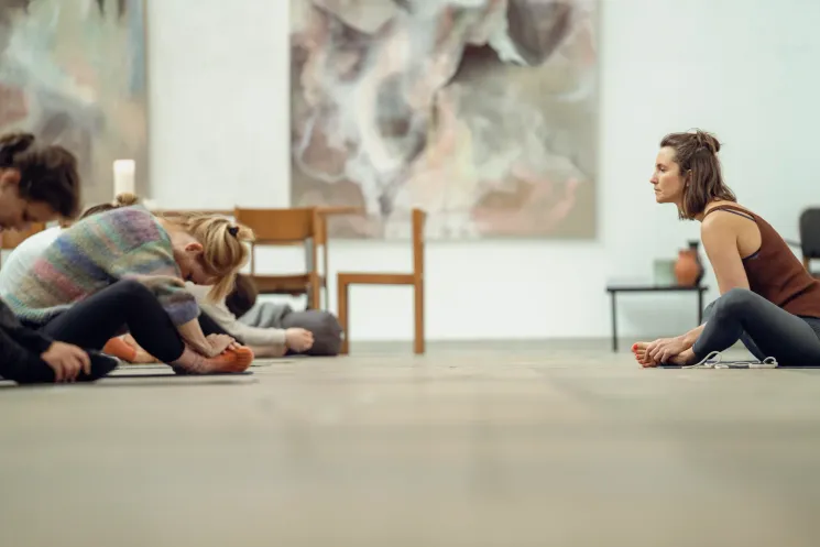 Yin Yoga Intensive Training 1 - Einführung in die Yin Yoga Praxis & Philosophie mit Julia Kupke @ Julia Kupke - Yoga, Meditation & Achtsamkeit