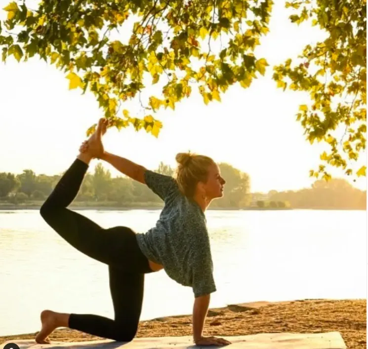 "Online-Kurs" - Yoga - Deep Stretch & Relax mit Jus @ Kraftladen Mainz