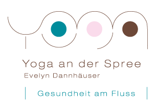 Yoga an der Spree