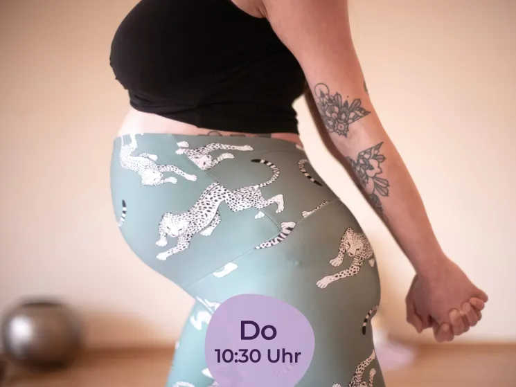 Hatha Yoga für Schwangere - Babybauchflow ab 21.03.24 @ Studio Yogaflow Münster