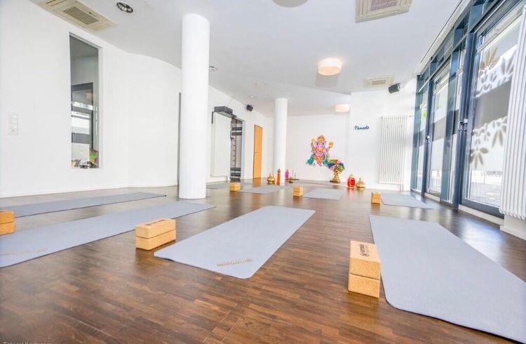 Namaste Yoga Und Pilates Studio Tubingen 72072 Tubingen