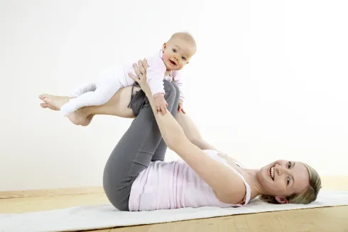 Online * Einzelstunde Yoga nach Geburt + Baby Level 2  @ hemma Yoga