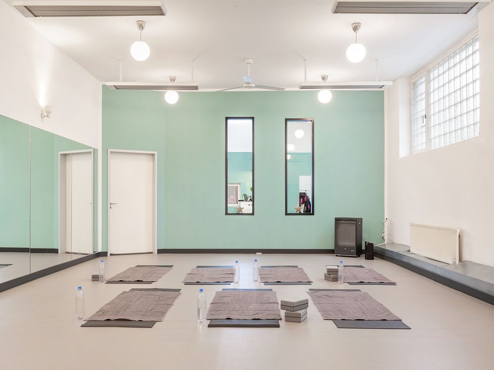 AVA HOT YOGA 41065 Mönchengladbach Eversports