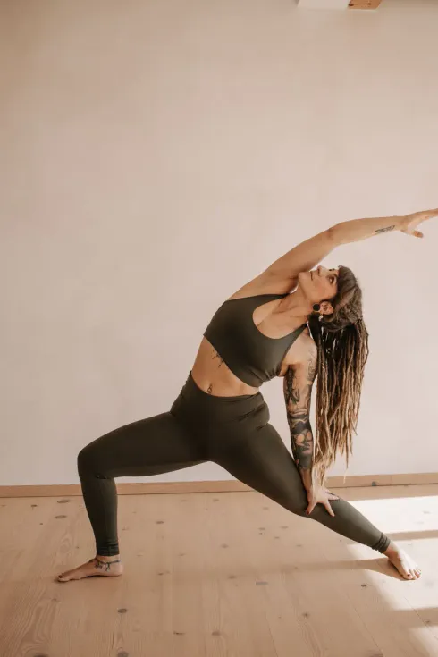 ASANA RAVE mit Laura @ FREEDOM PRACTICE