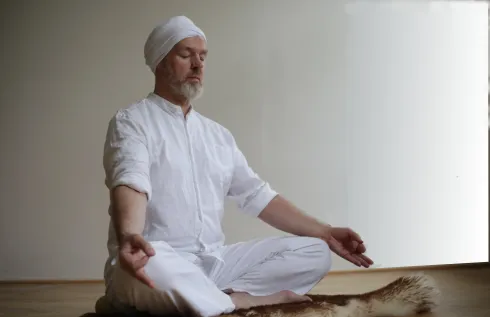 Kundalini Yoga - Life und Online @ Heinrich Mayr
