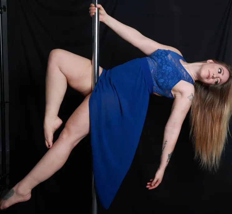 Pole Level 2 @ Rise & Flow Pole Studio