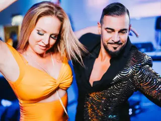 Dieser Anbieter hat keine Bildbeschreibung für dieses Bild hinterlegt