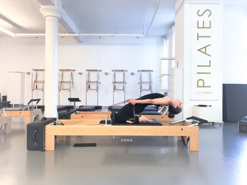 ONLINE KLASSE Stretch and Relax @ Pilates Cologne GbR Annette Dressler & Katharina Meier