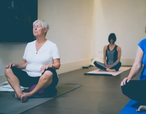 Senioren yoga | Opleidingsmodule | YP 50 uur @ Yogaplace