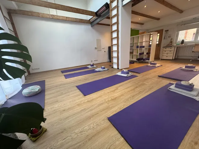 Mahena Yoga