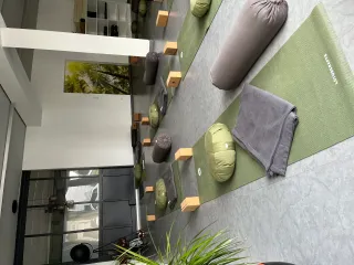 Dieser Anbieter hat keine Bildbeschreibung für dieses Bild hinterlegt