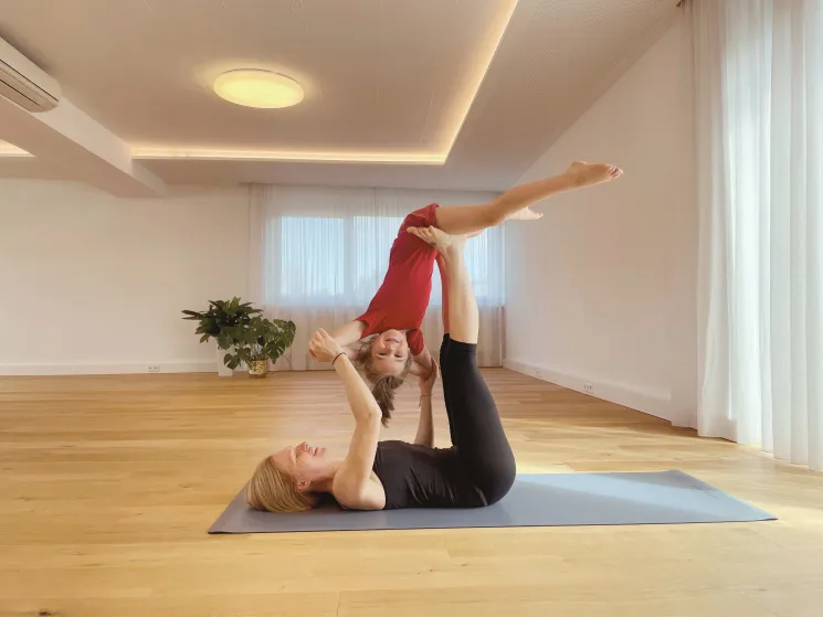 eltern kids acro-yoga @ Studyo - dein Yogastudio in Graz