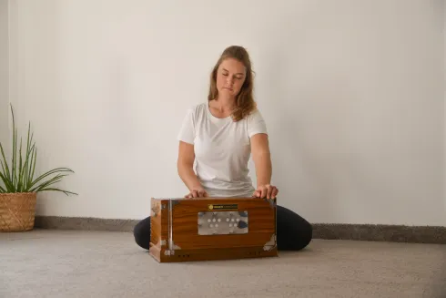 Mantra Yoga mit Kathi Harini @ YEAH YOGA Augsburg